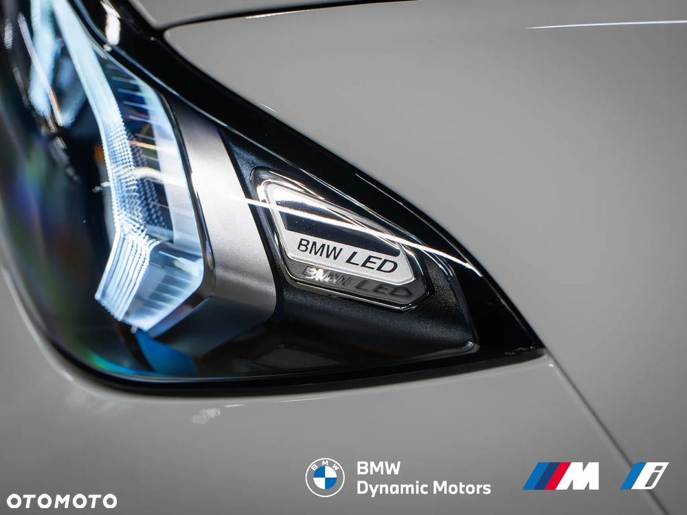 BMW Seria 3 318i - 11