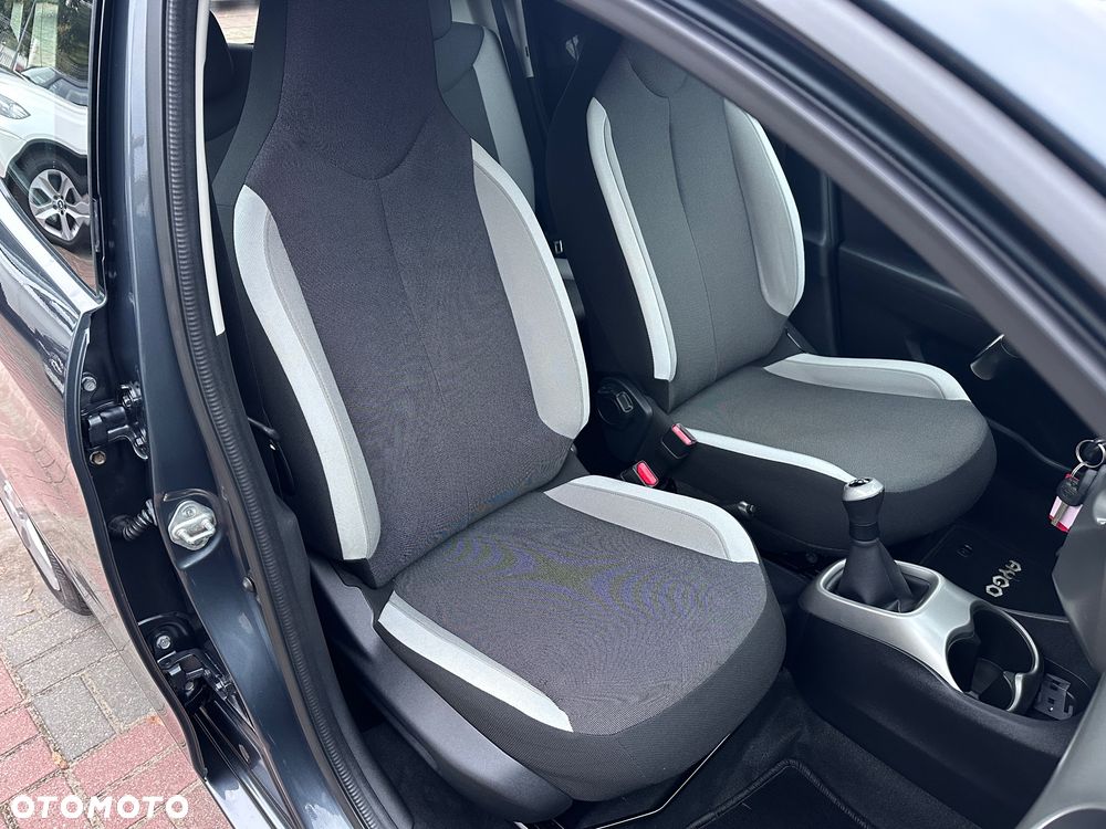Toyota Aygo x-cite - 19