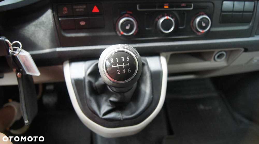 Volkswagen TRANSPORTER - 18