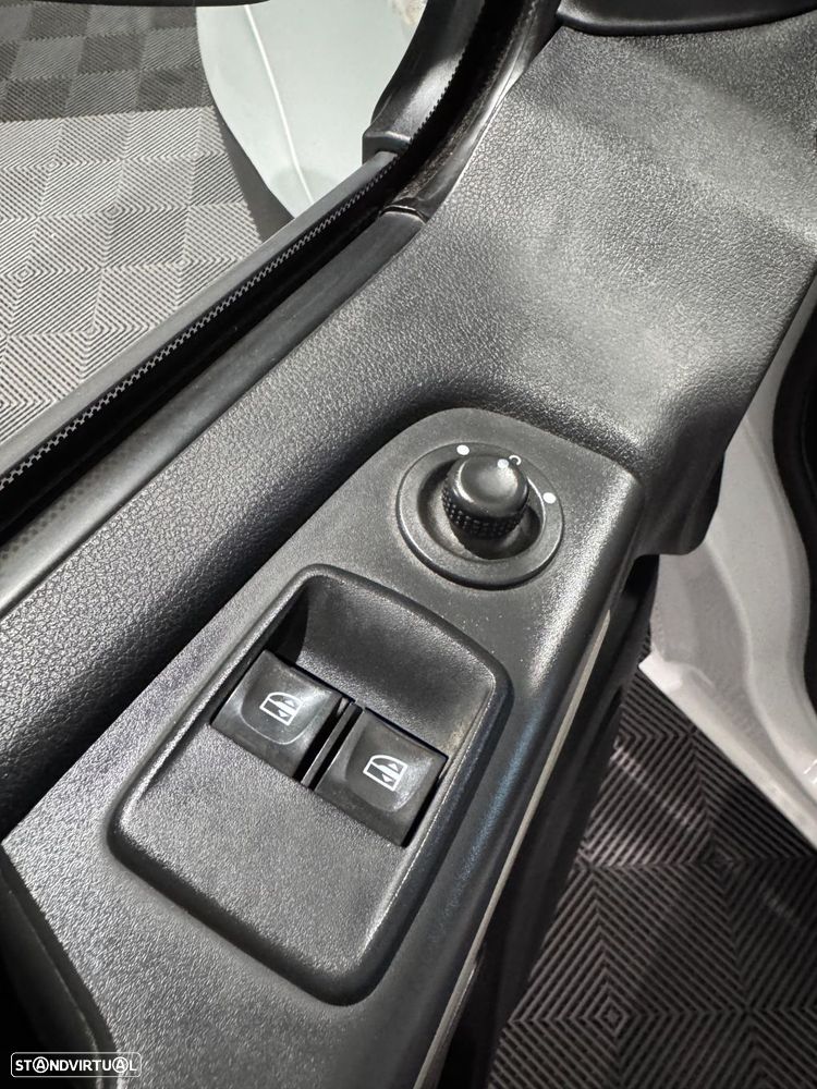 Renault Trafic 1.6 dCi L2H1 1.2T SS - 22