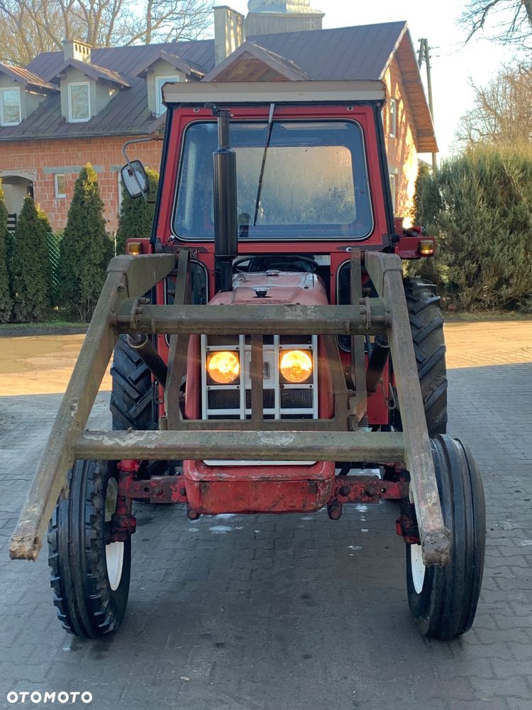 Case IH International 444 - 8