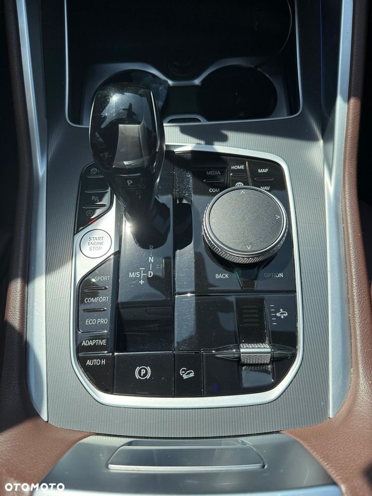 BMW X6 xDrive30d - 16