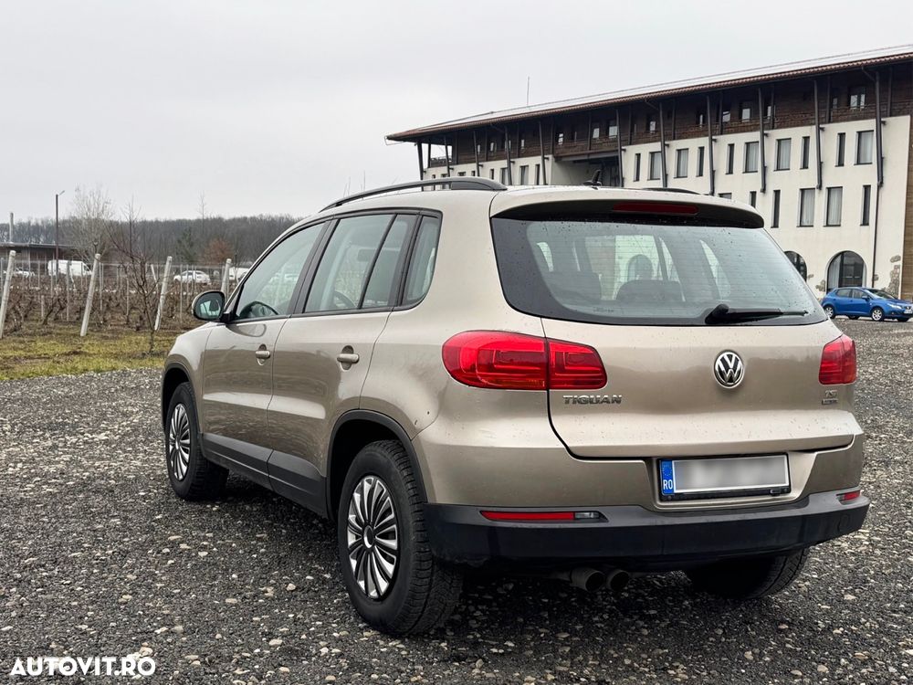 Volkswagen Tiguan - 5