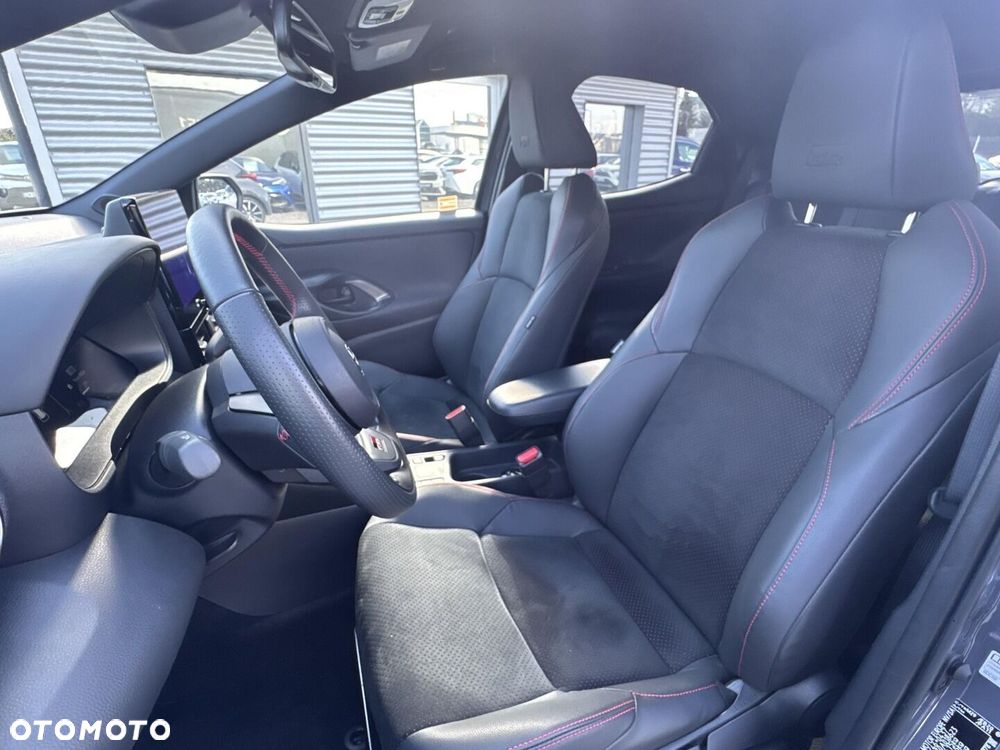 Toyota Yaris - 8