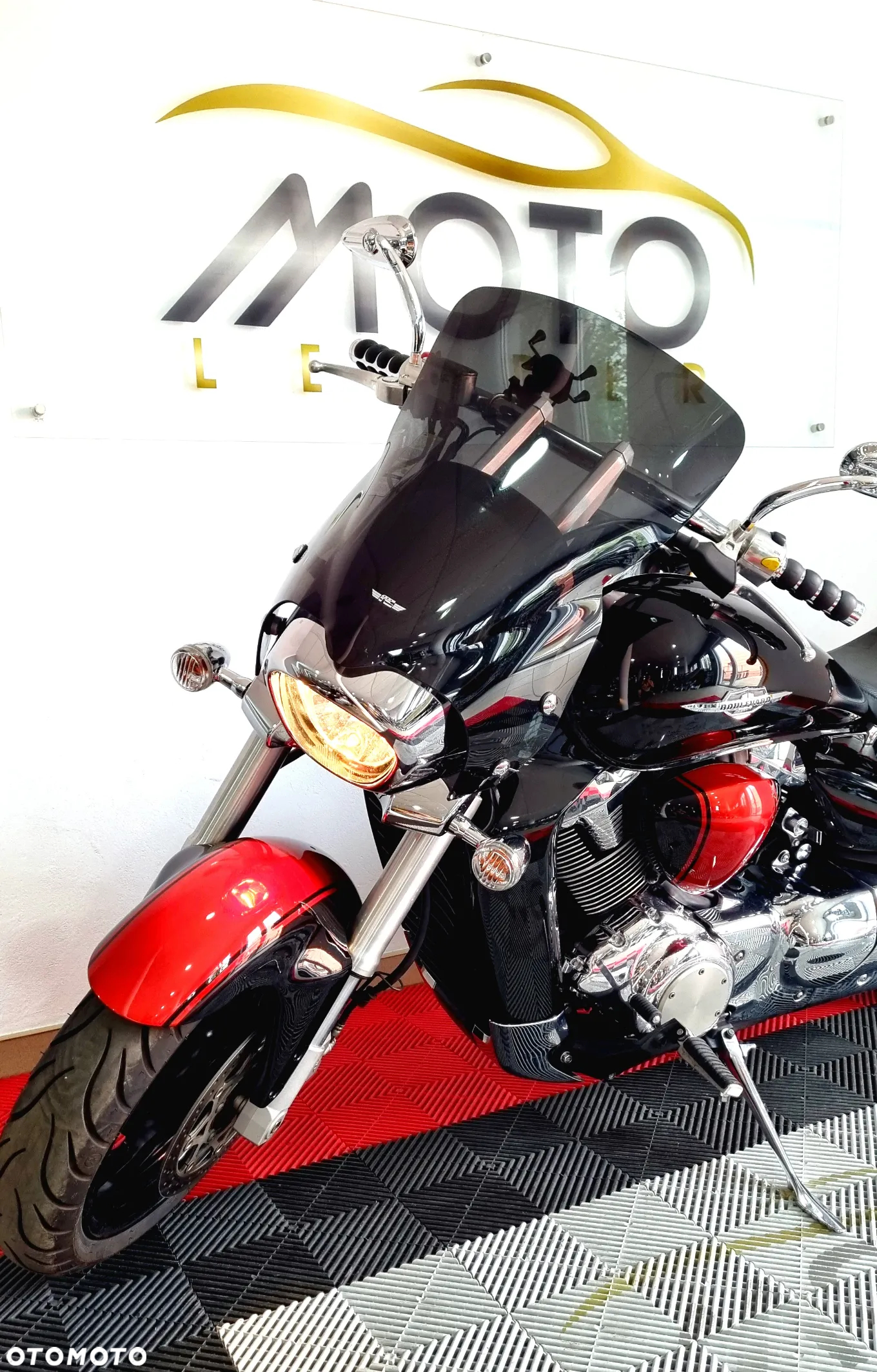 Suzuki Boulevard - 4