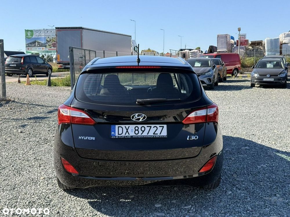 Hyundai i30 1.4 Fifa World Cup Edition - 8