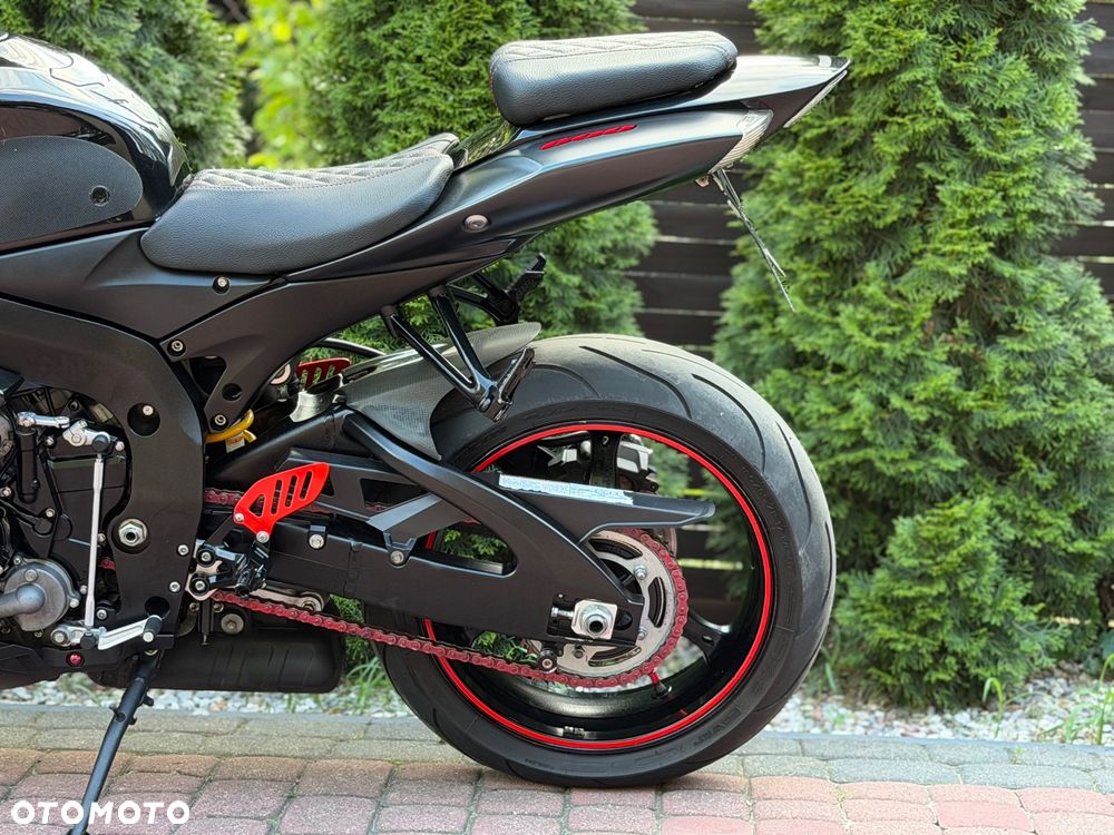 Suzuki GSX-R - 20