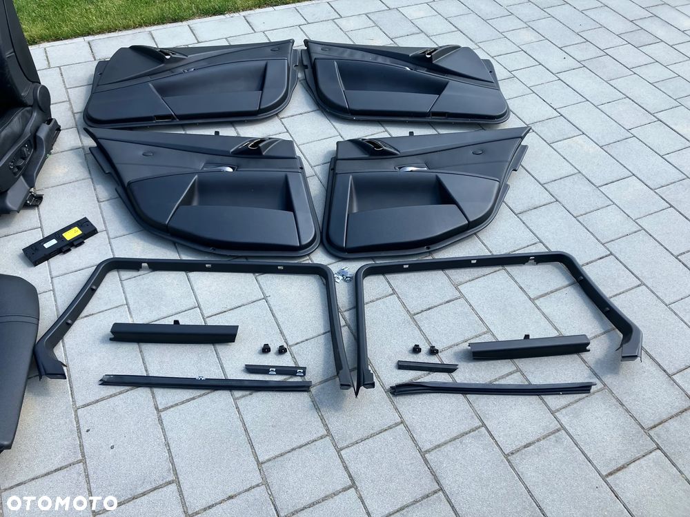 FOTELE KANAPA BOCZKI BMW E60 E61 TOURING KOMBI CZARNA SKÓRA WENTYLOWANA KOMFORT WENTYLE WENTYLOWANE KOMFORTY PRZED LIFT RARYTAS STAN PERFEKCYJNY!!! CZARNE ELEKTRYCZNE ROLETKI PRZECIWSŁONECZNE ROLETY DRZWI - 23