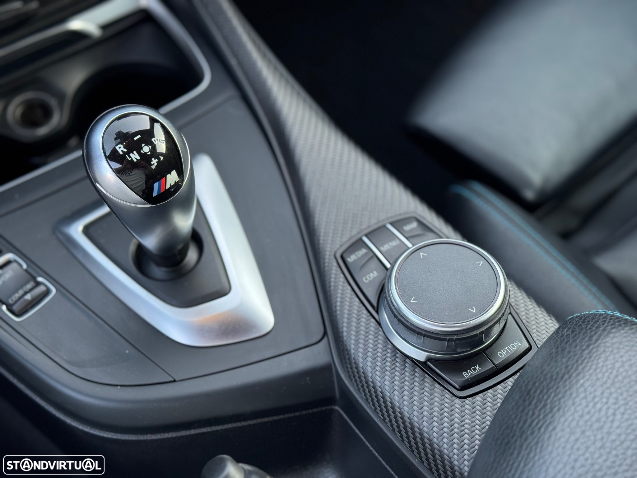 BMW M2 Auto - 23