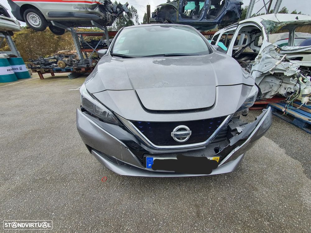 Nissan Leaf ZE1 Elétrico para peças - 1