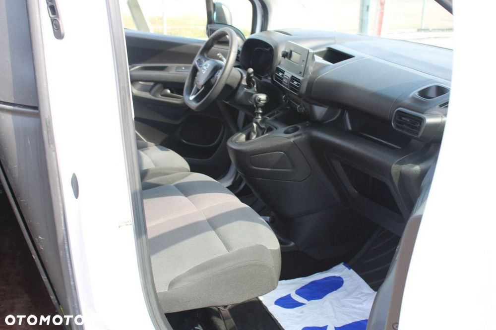 Opel Combo - 23