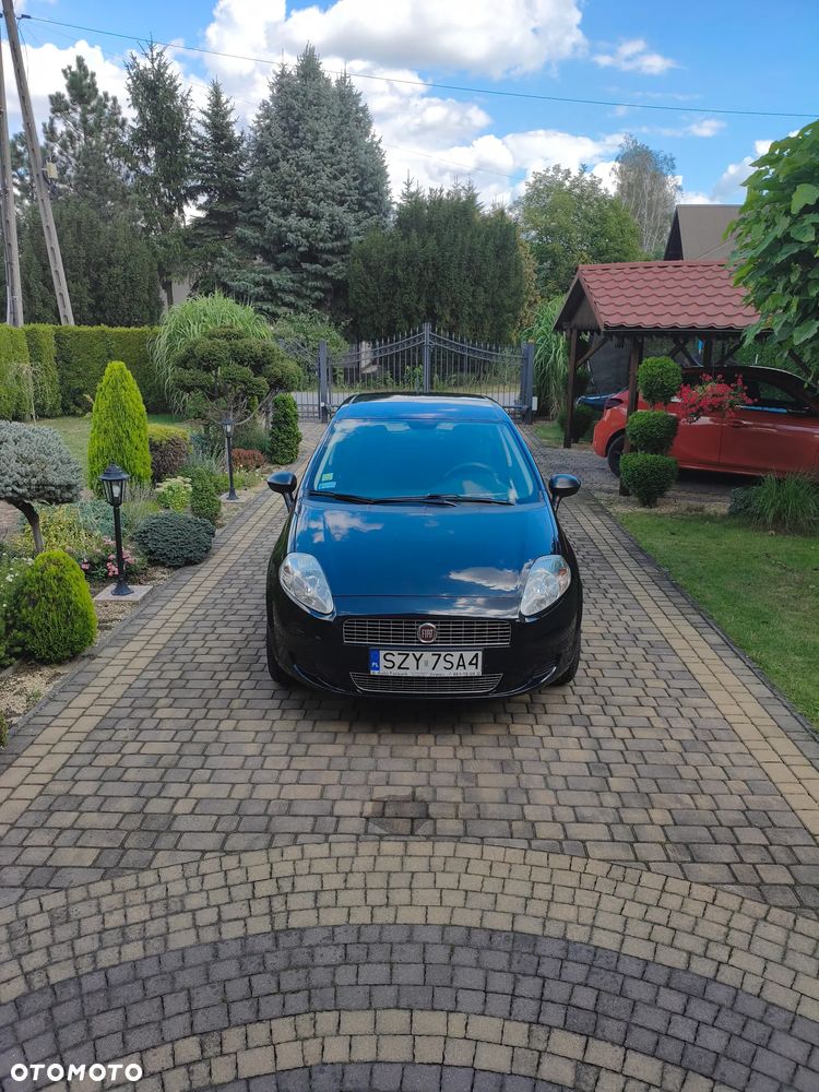 Fiat Grande Punto - 2