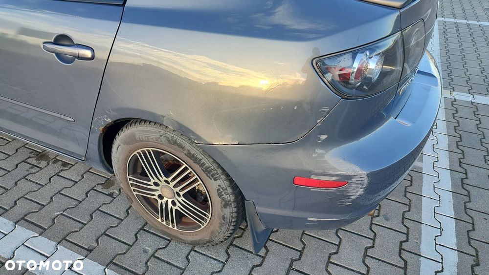 Mazda 3 2.0 Active + - 18