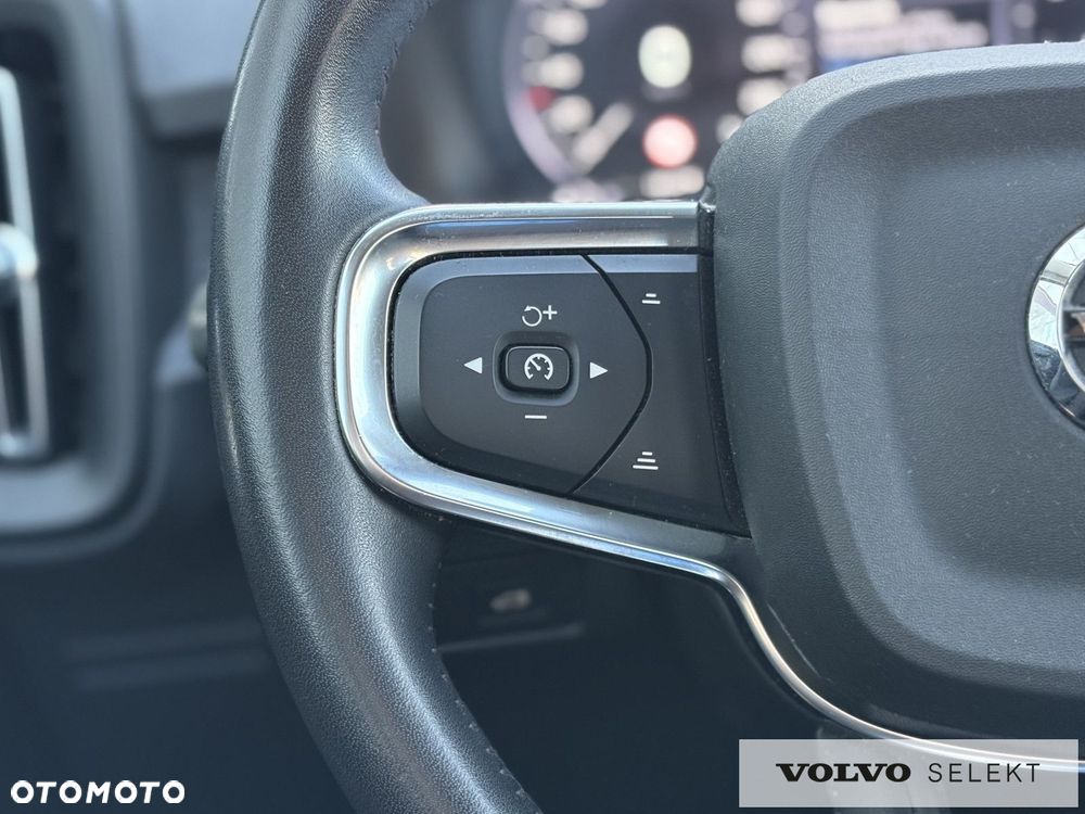 Volvo XC 40 - 9
