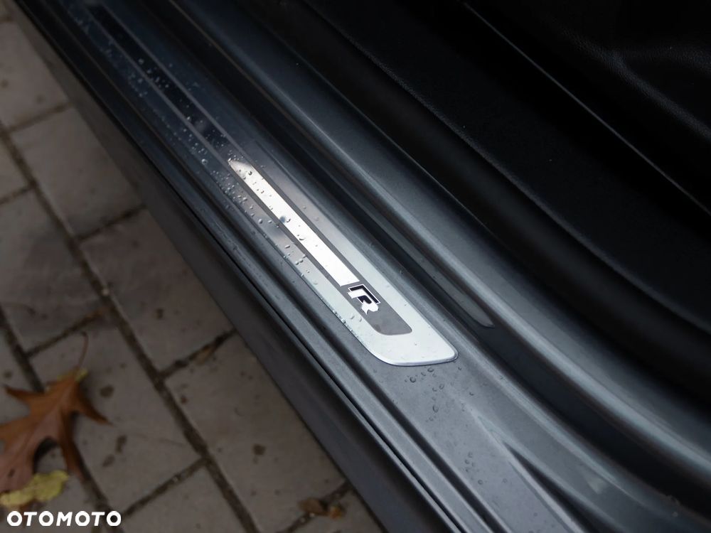 Volkswagen Golf VI 2.0 TSI 4Mot R DSG - 39