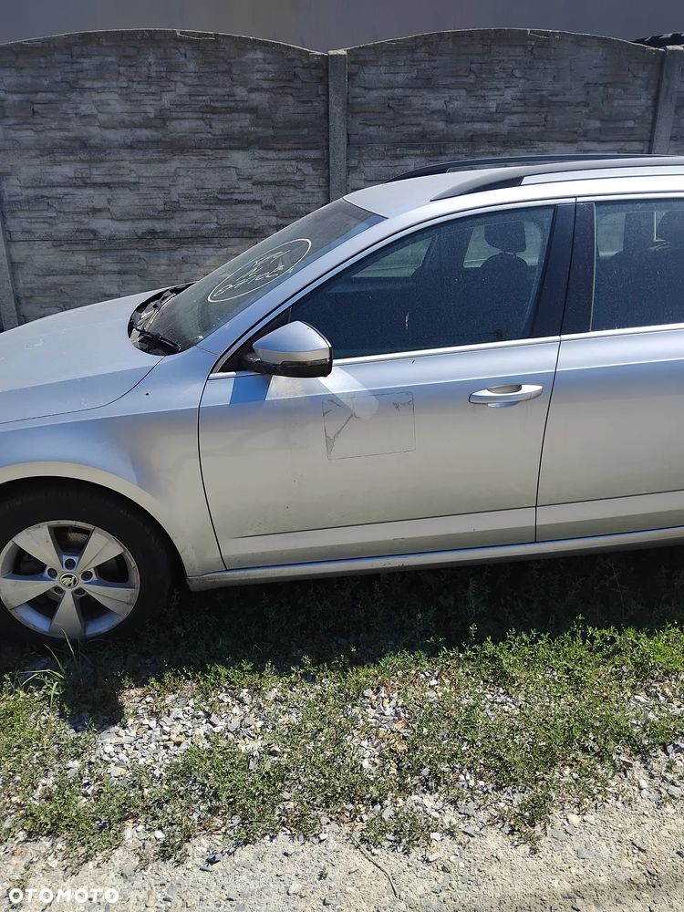 Maska zderzak błotnik drzwi Skoda octavia 3 Lift - 5