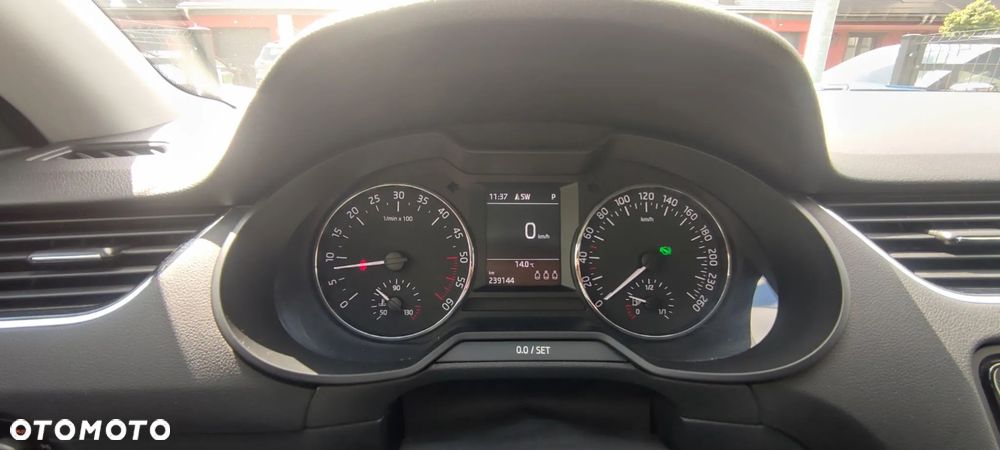 Skoda Octavia 1.6 TDI Ambition DSG - 15