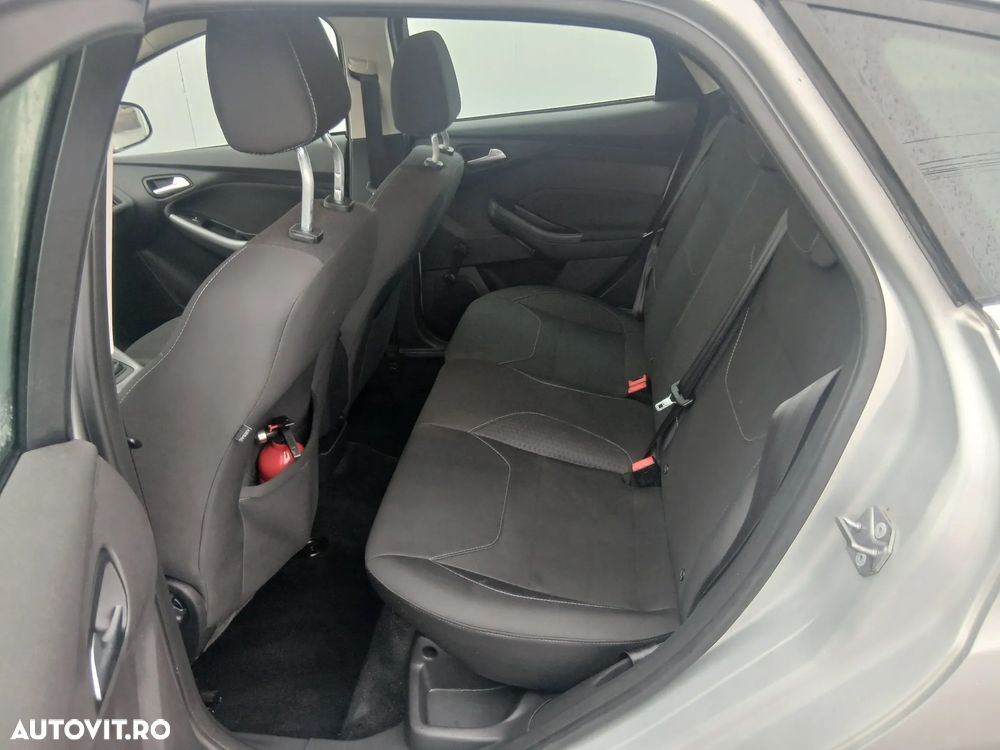 Ford Focus - 5