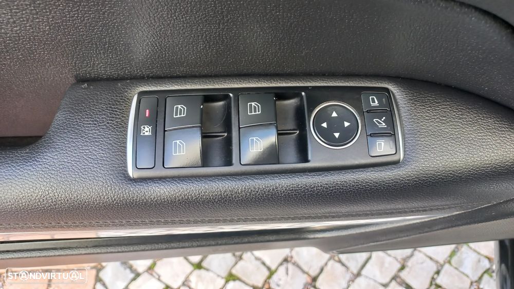 Mercedes-Benz E 220 CDi Avantgarde BlueEfficiency - 18