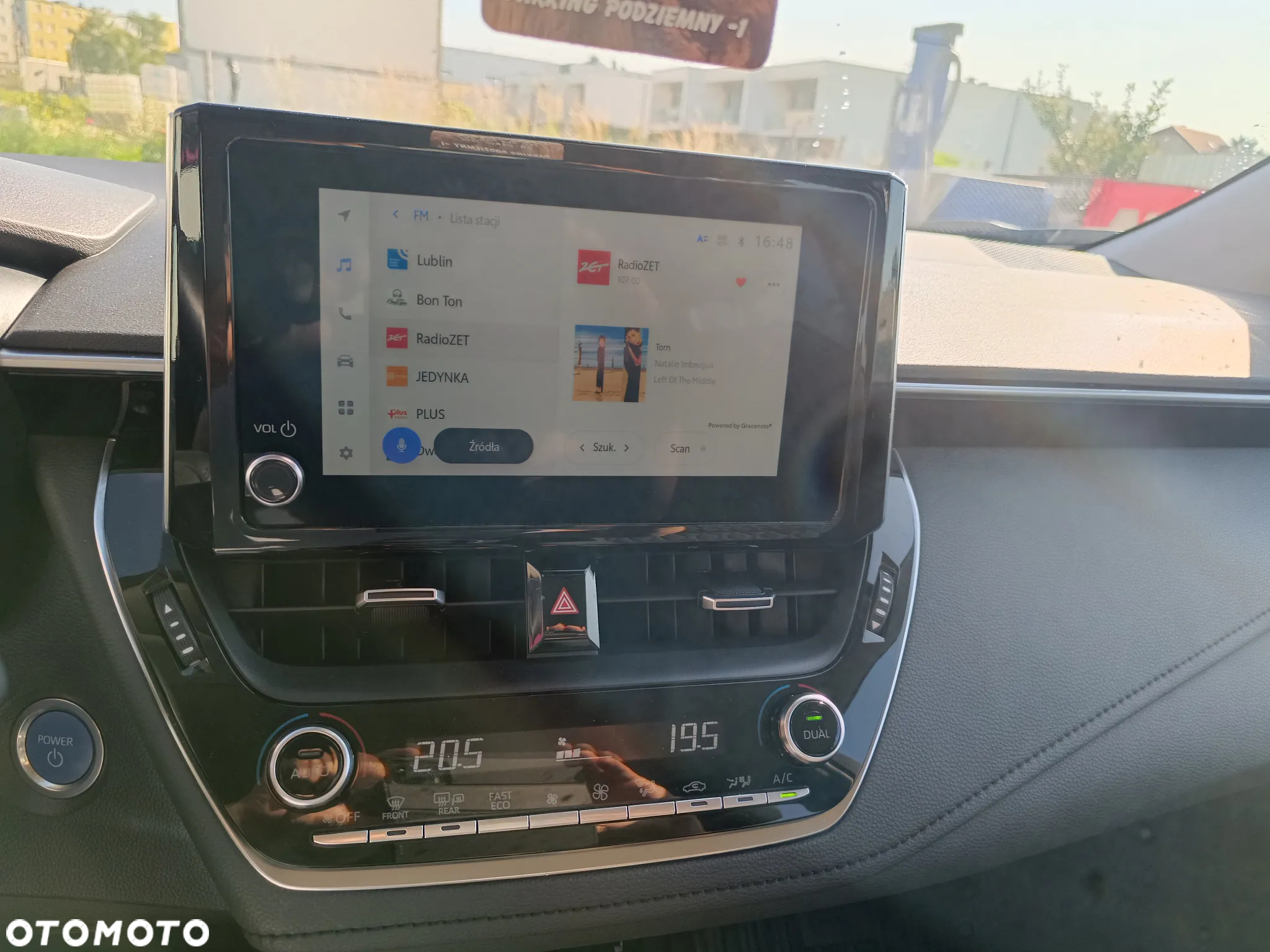 Toyota Corolla 1.8 Hybrid Comfort - 25