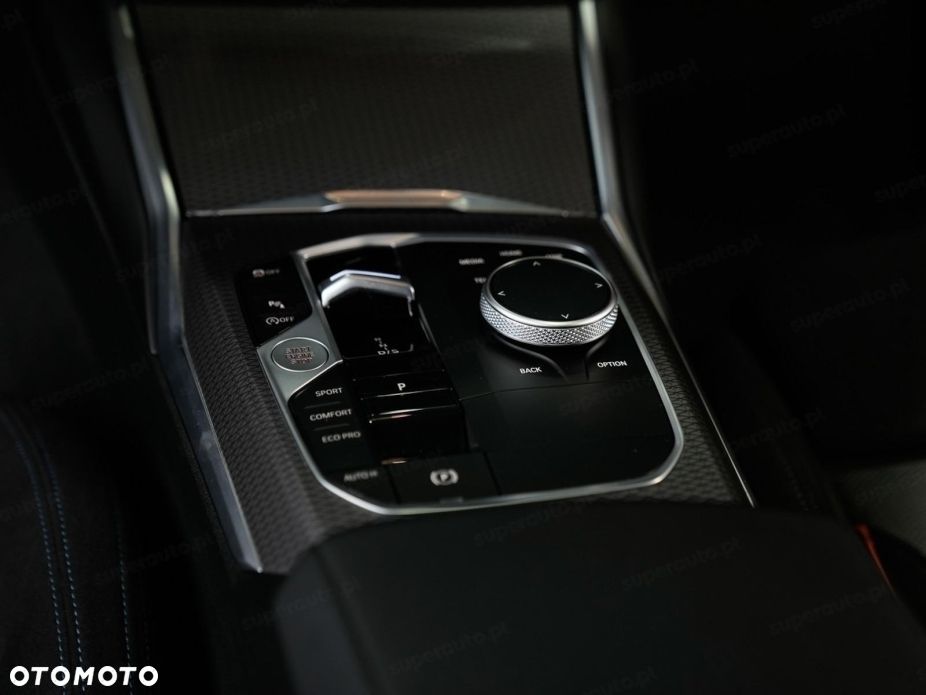 BMW Seria 3 320d xDrive mHEV M Sport sport - 14