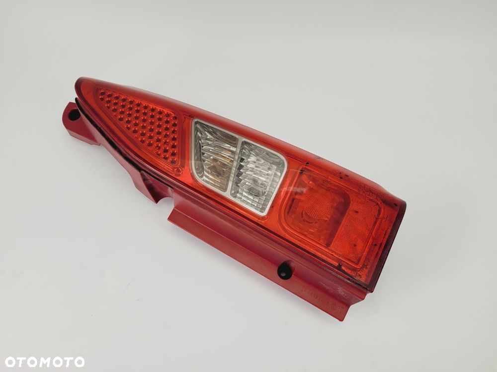 LAMPA TYLNA PRAWY TYŁ CITROEN BERLINGO III 08-18 9680545180 - 2