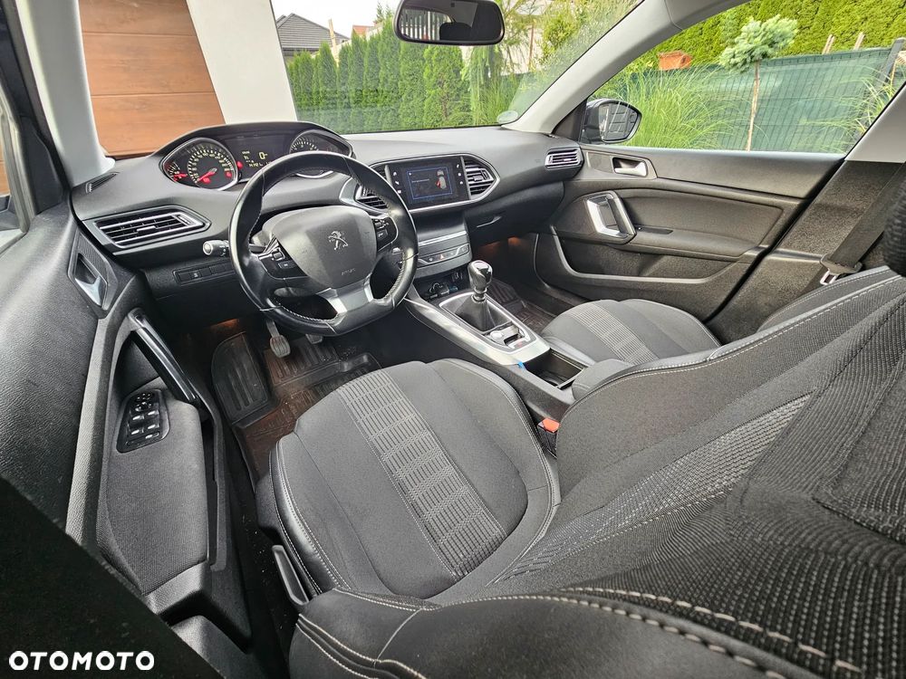 Peugeot 308 BlueHDi 130 Stop & Start Allure - 9