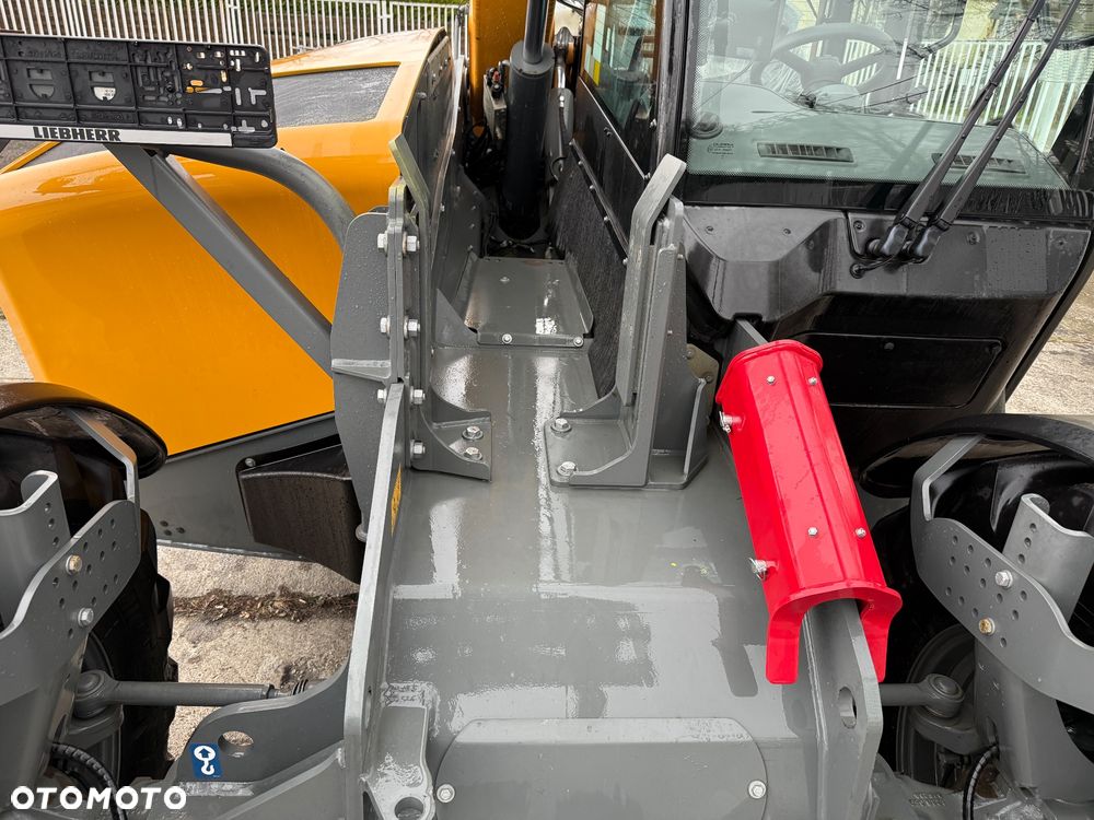 Liebherr Ładowarka Teleskopowa T36-7s - 22