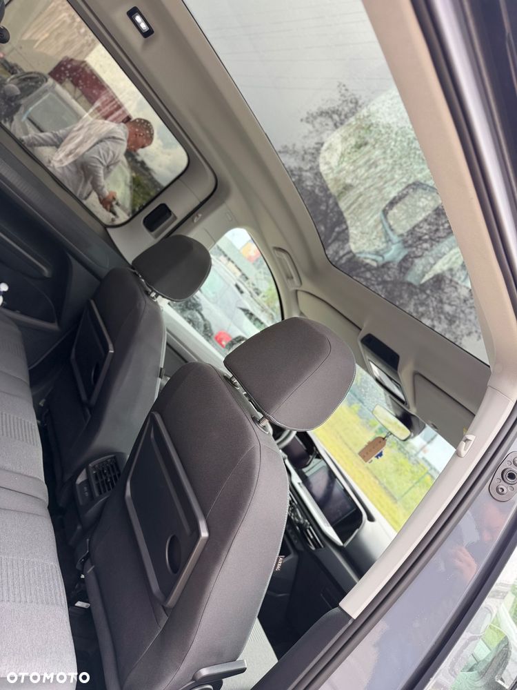 Ford Tourneo Connect Grand - 5