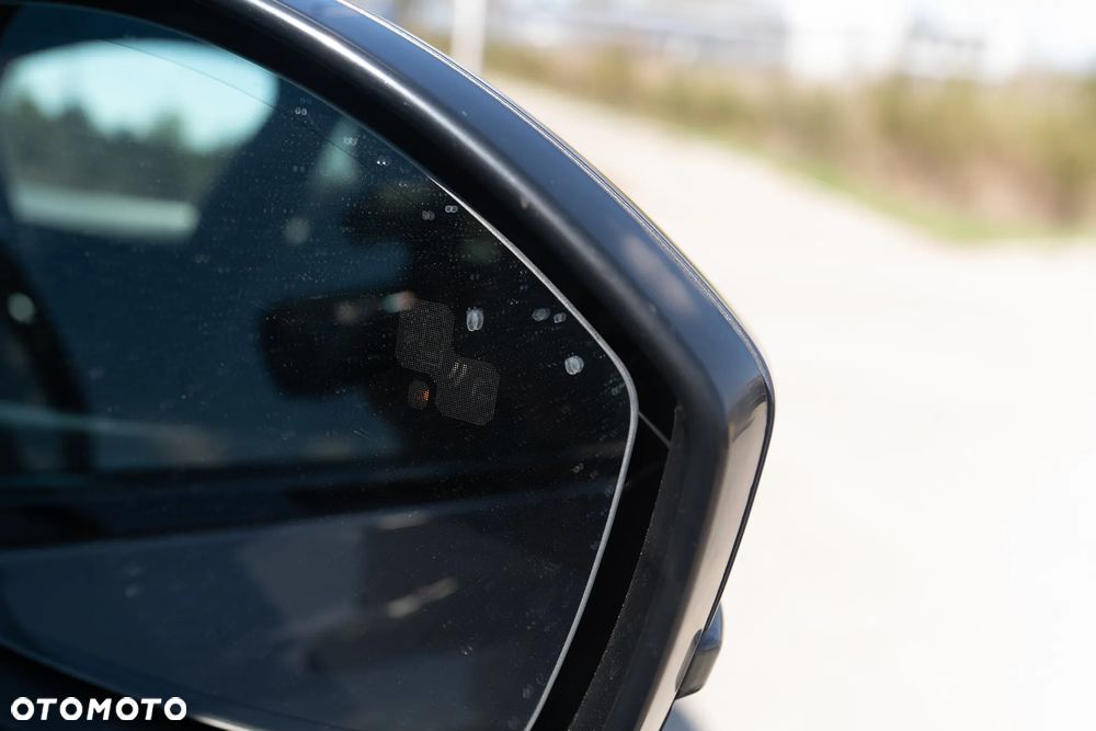 Jaguar F-Pace 2.0 i4D AWD R-Sport - 30