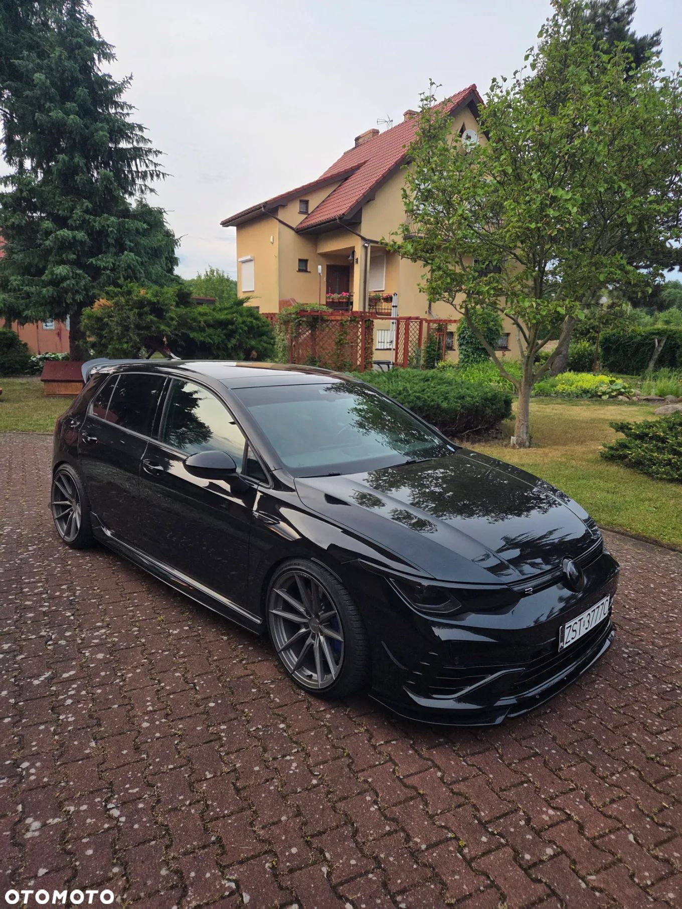 Volkswagen Golf VIII 2.0 TSI 4Motion R Black Edition DSG - 1
