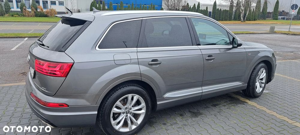 Audi Q7 - 6