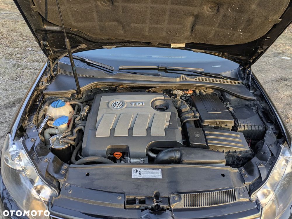Volkswagen Golf 1.6 TDI BlueMot Comfortline - 23
