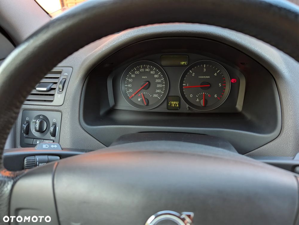 Volvo S40 2.0D Momentum - 16