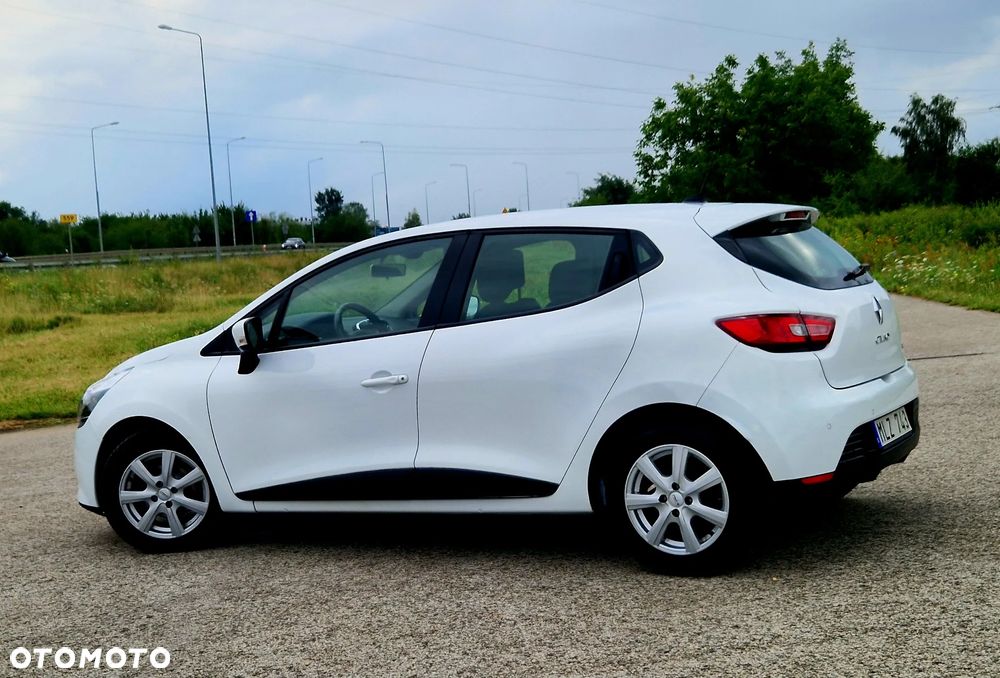 Renault Clio - 9