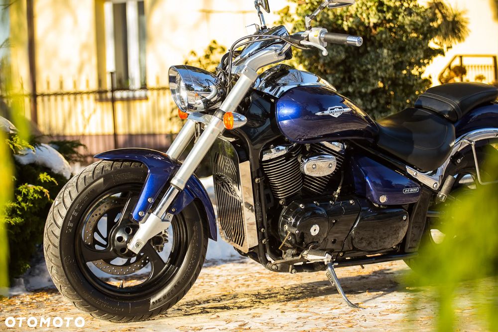 Suzuki Intruder - 7