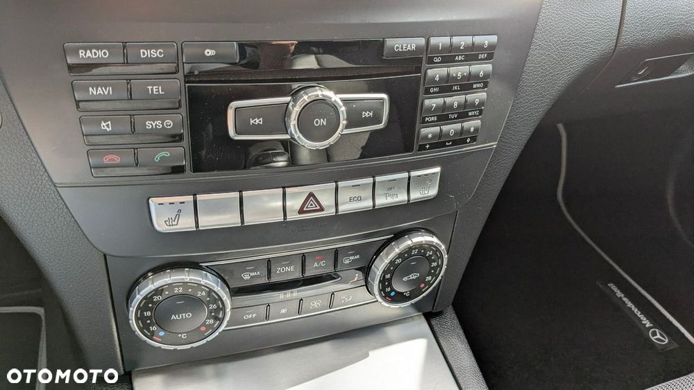 Mercedes-Benz Klasa C 200 CDI BlueEff Classic - 29