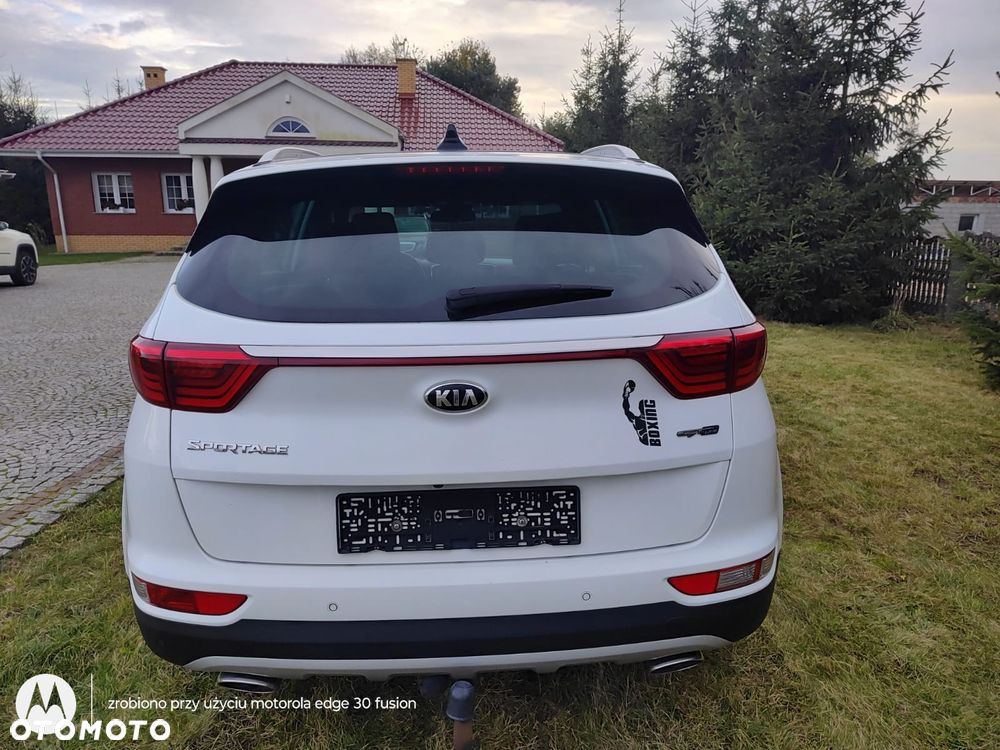 Kia Sportage 2,0 CRDI AWD GT Line - 7