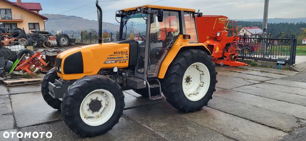 Renault Ceres 325 4X4