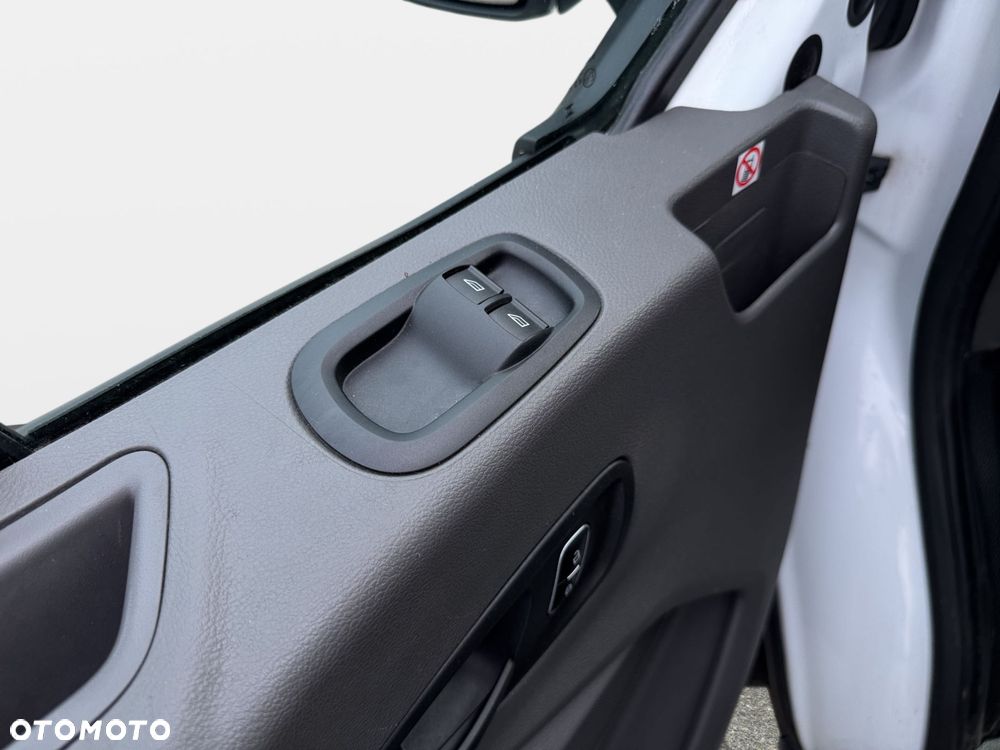 Ford Transit - 15