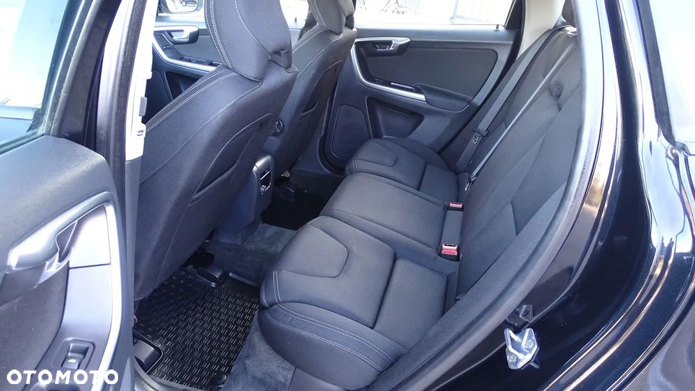 Volvo XC 60 D3 Base - 14