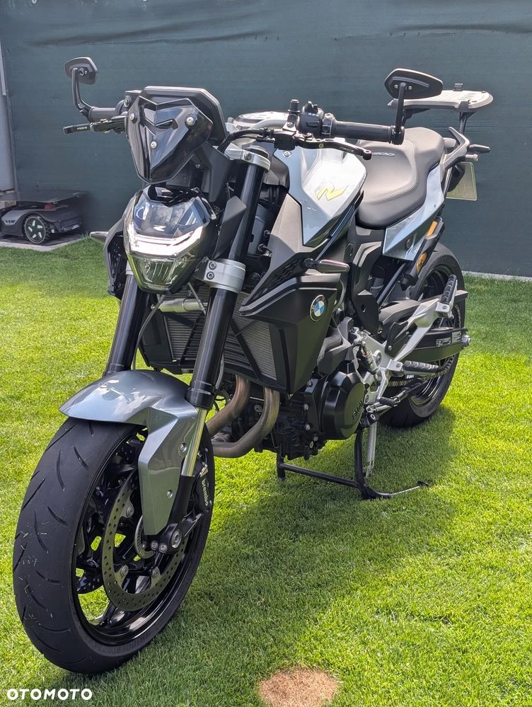 BMW F - 26