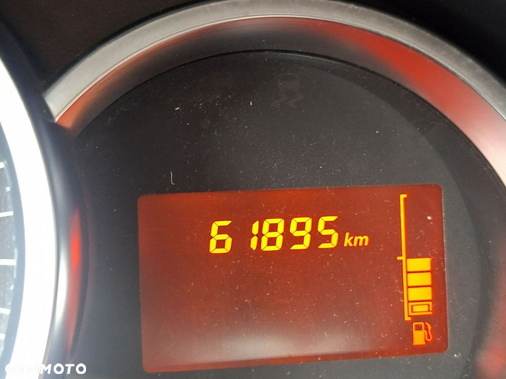 Dacia Sandero SCe 75 Comfort - 21