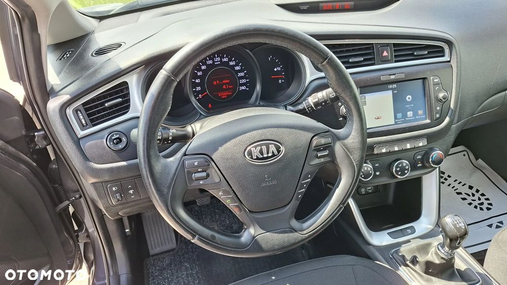 Kia Ceed 1.4 Business Line - 6