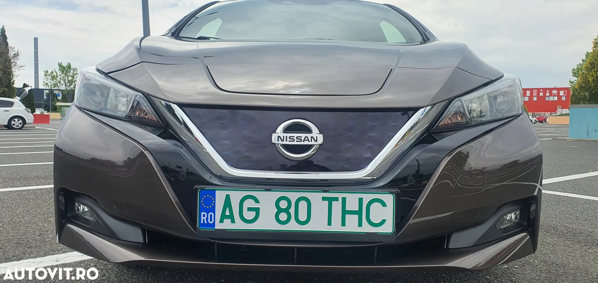 Nissan LEAF - 5
