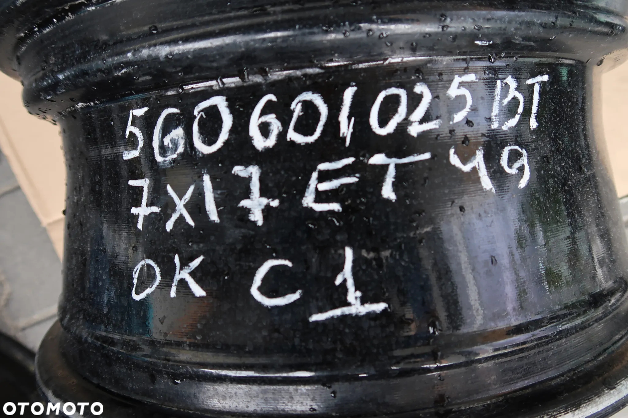 C2/C1 FELGA ALUMINIOWA VW GOLF 7 3G0601025BT 7X17ET49 - 16