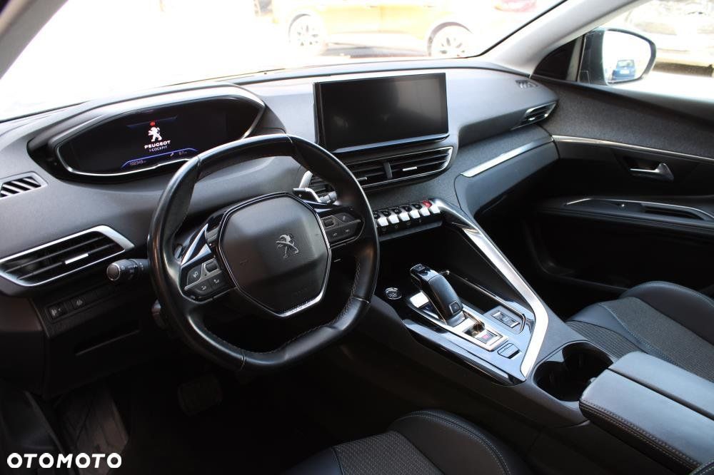 Peugeot 3008 - 16