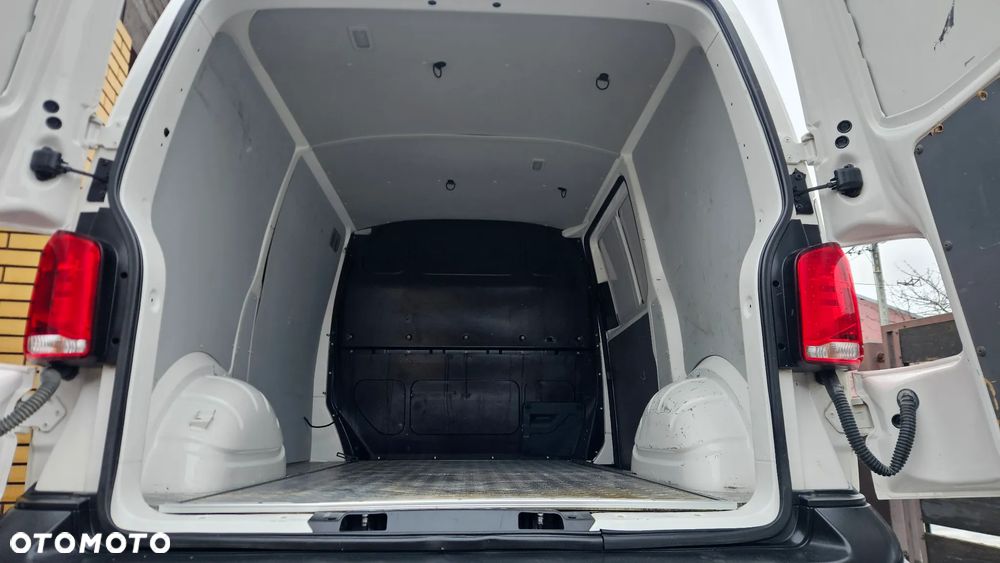 Volkswagen TRANSPORTER T6.1 - 9