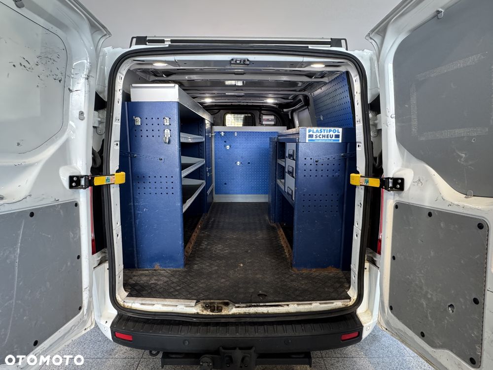 Ford Transit Custom - 10