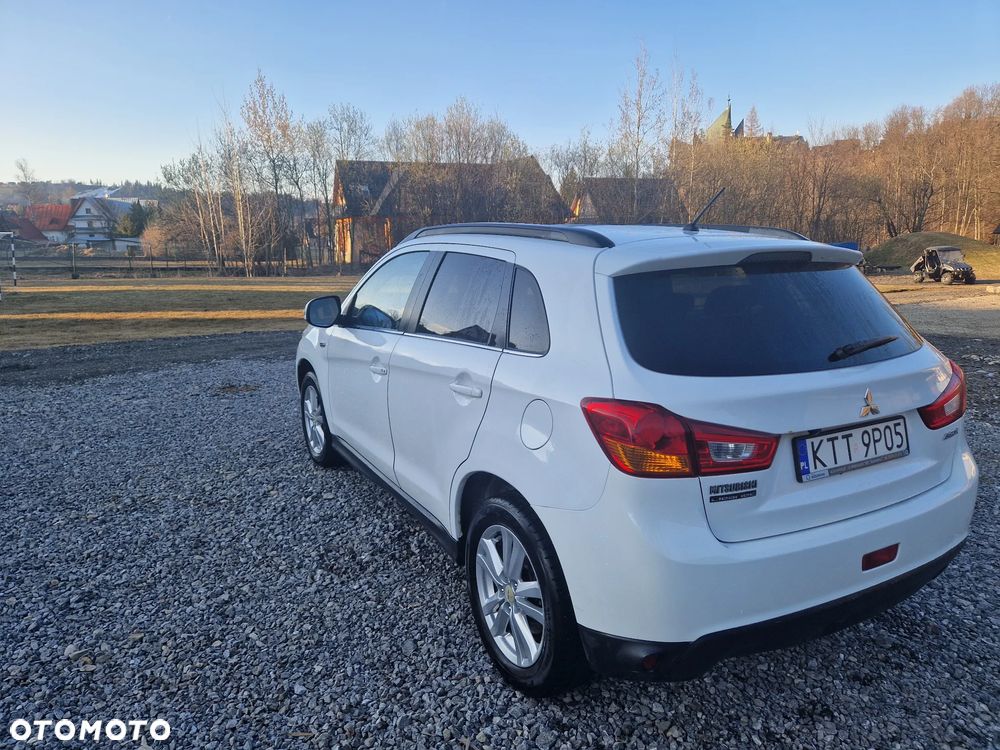 Mitsubishi ASX - 5